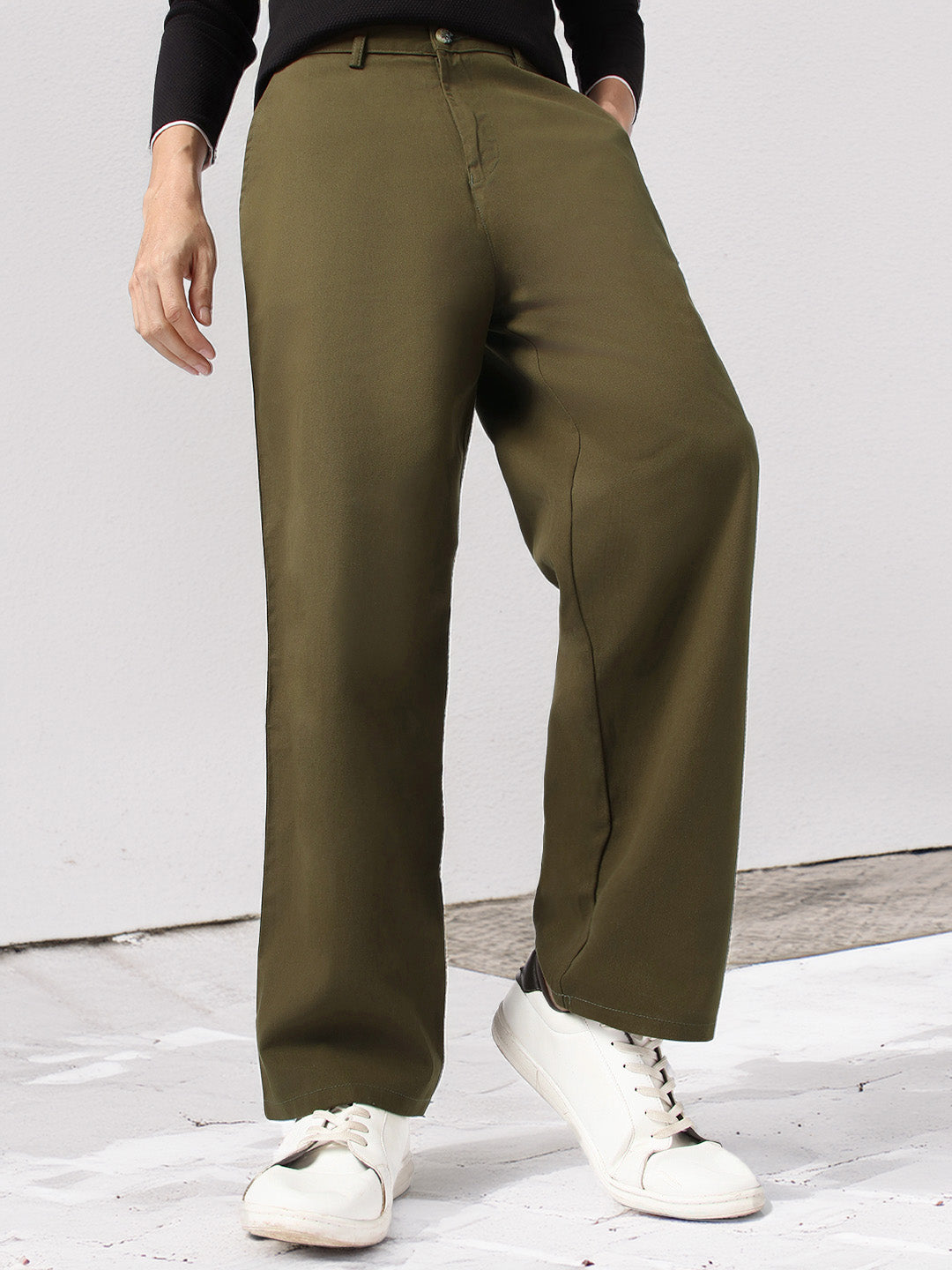 Men's Dark Olive Loose Baggy Fit Solid Chino Trousers Non-Stretchable