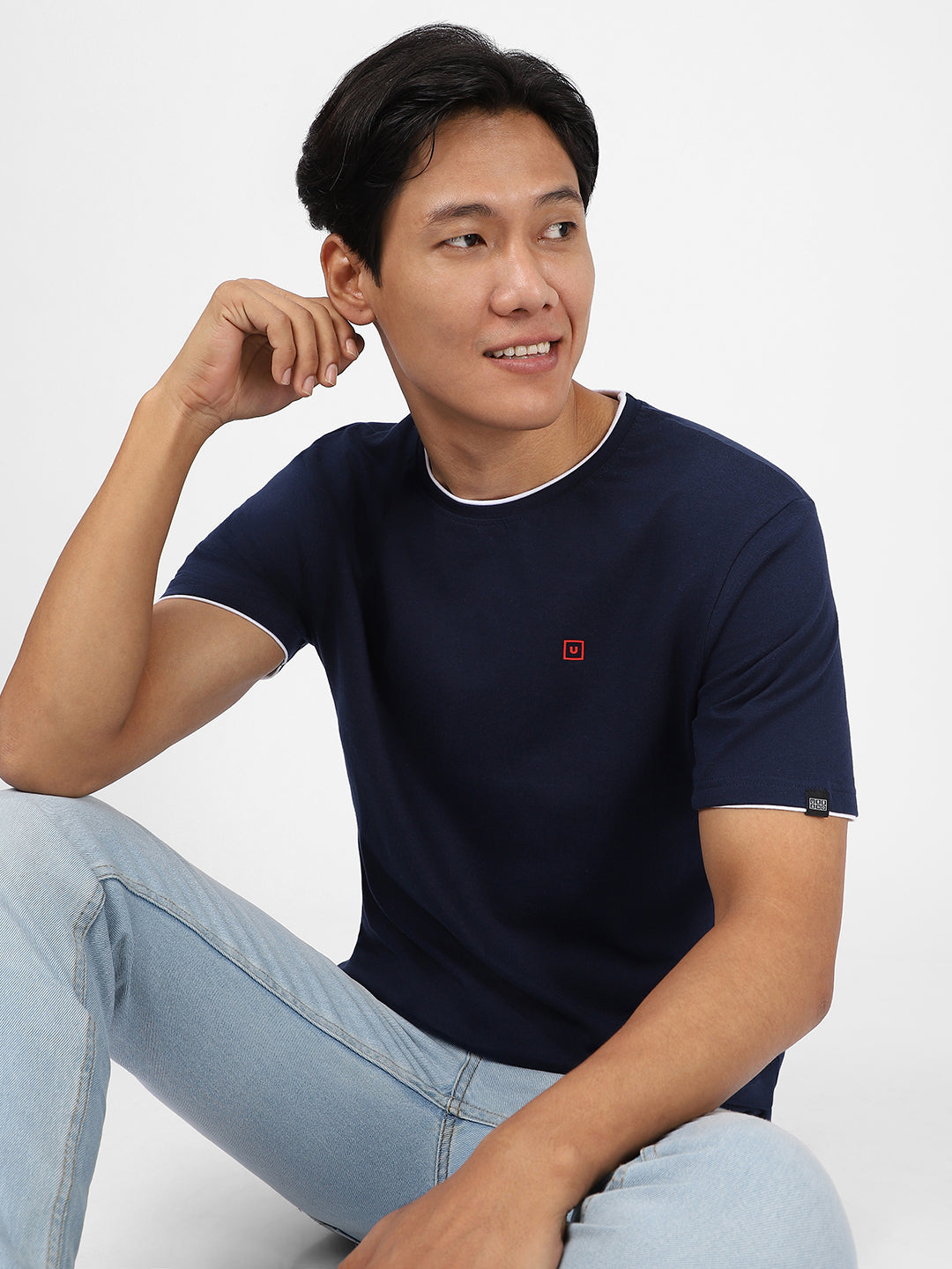 Men's Solid Navy Blue Round Neck Half Sleeve Slim Fit Cotton T-Shirt