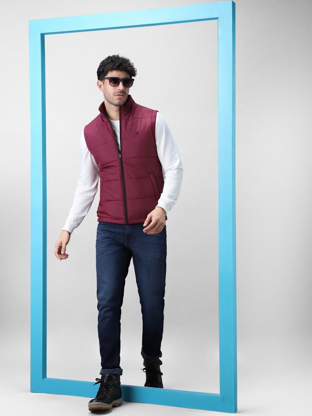 Men's Red Sleeveless Zippered Puffer Jacket